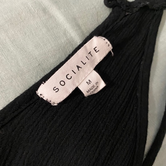 Romper - Picture 2 of 3